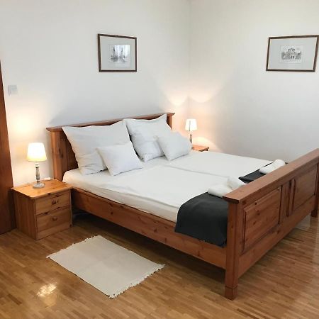 סרנץ' Huszarvar Hotel Kastelyszallo מראה חיצוני תמונה